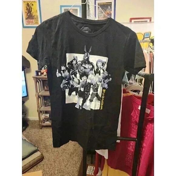 My Hero Academia T-Shirt Men’s Black Small Hot Topic Anime CR4 - Picture 1 of 5
